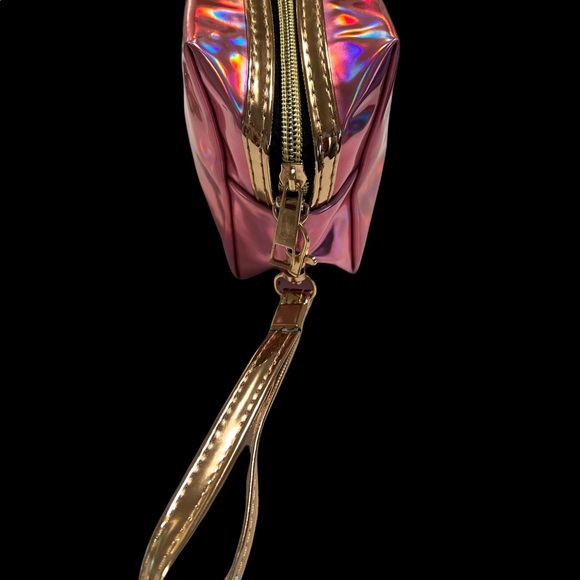 “PINK” IRIDESCENT COSMETIC BAG - Picture 9 of 10